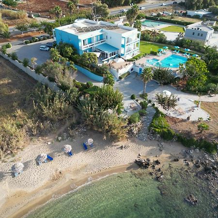 Kanakis Blue Beach Apartments Petres  Екстер'єр фото