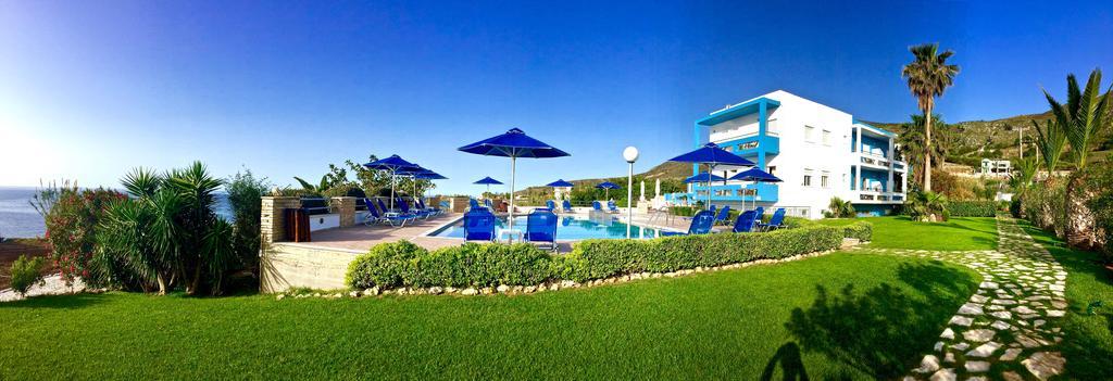 Kanakis Blue Beach Apartments Petres  Екстер'єр фото