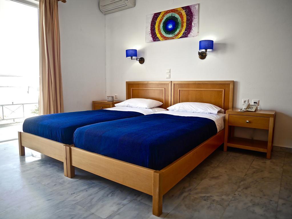 Kanakis Blue Beach Apartments Petres  Екстер'єр фото